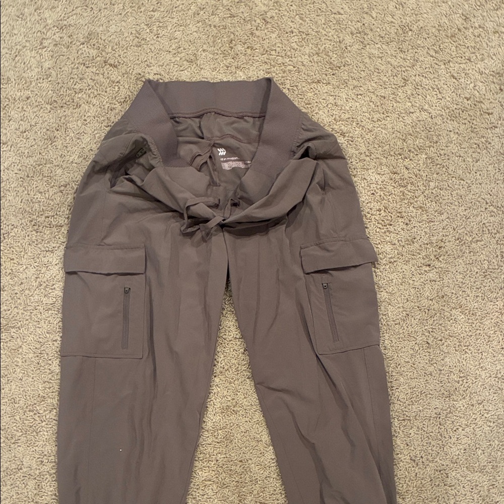All in motion silky tan Cargo Pants